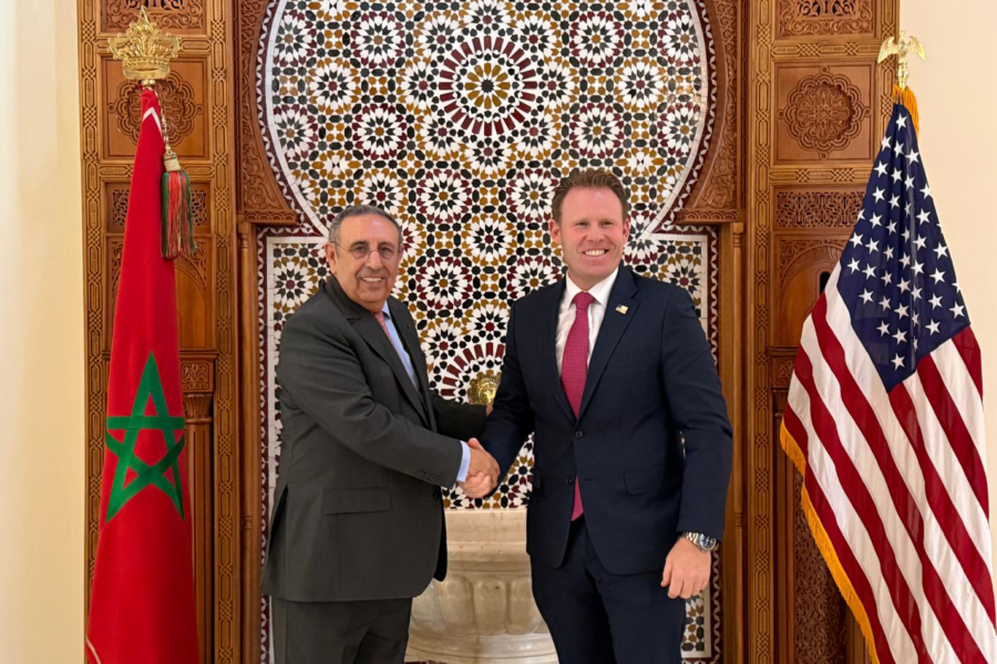 Youssef Amrani, ambassadeur du Maroc aux États-Unis, et Andrew Giuliani, Andrew Giuliani, directeur exécutif de la Task Force de la Maison Blanche pour la Coupe du monde 2026.