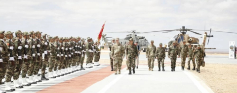 Cérémonie de réception du 2e lot d’hélicoptères de combat Apache AH-64E