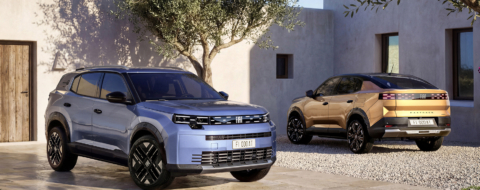 Les deux futurs SUVs de Fiat, qui sortiront bientôt des chaînes de l'usine Stellantis de Kénitra.