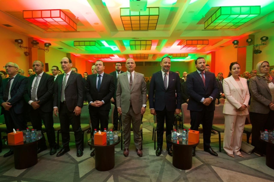 Ryad Mezzour, ministre de l’Industrie et du Commerce, et Omar Chaabi, président de l’Association professionnelle des industries de la céramique (APIC), lors de la première édition de la Journée nationale de la céramique, le 15 mai à Casablanca. Crédit : APIC