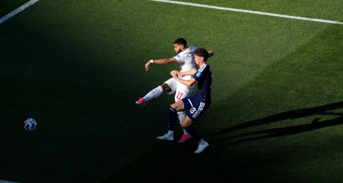 Saibari catapulte une frappe dans la lucarne du gardien écossais