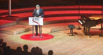 Le ministre de la Justice, Abdellatif Ouahbi, lors de son intervention à la 9e Conférence internationale sur l'abolition de la peine de mort, organisée à Paris. Crédit : Ministère de la Justice