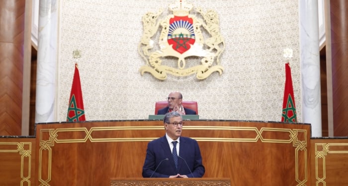 Le Chef du gouvernement, Aziz Akhannouch, lors de la séance mensuelle consacrée à la politique générale, mardi 30 juin 2026 à la Chambre des conseillers. Crédit : Chefferie du gouvernement