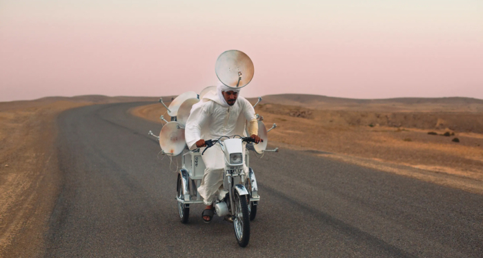 Hiba Baddou, « Paramobile I », 2025.