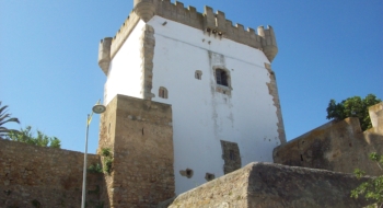 La Tour portugaise, également appelée Tour Al Kamra, au cœur de la médina de Tanger. Crédit : DR