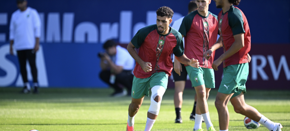 Chadi Riad à l'entrainement en préparation du choc face à la France.