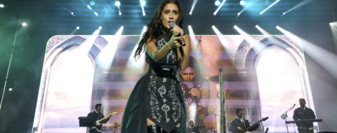 La chanteuse jordano-palestinienne Zeyne sur la scène Casa Anfa dans le cadre du festival Jazzablanca, le 7 juillet 2026.