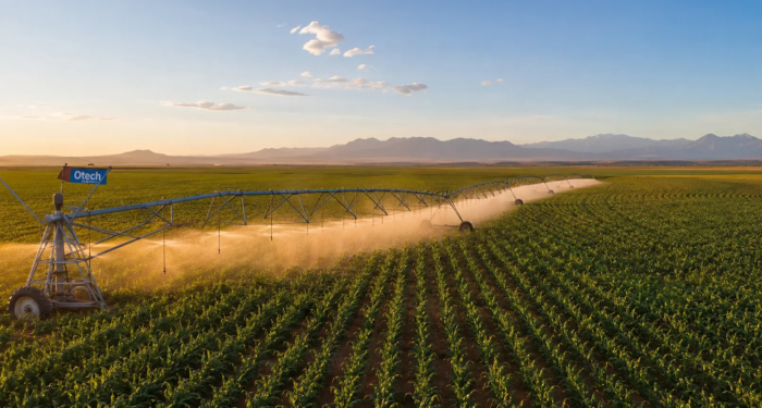 Un système d'irrigation par pivot dans une exploitation agricole au Maroc (photo d'illustration)